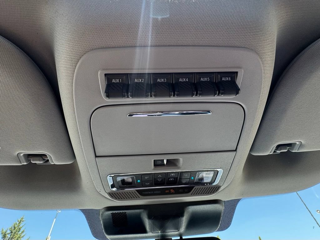 Used 2025 Ford F250 Lariat w/ Lariat Ultimate Package AWD/4WD image 34