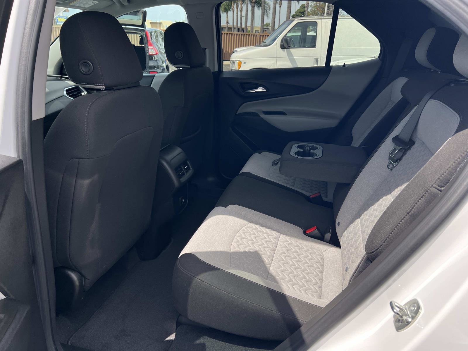 Used 2023 Chevrolet Equinox LS w/ LS Convenience Package FWD image 21