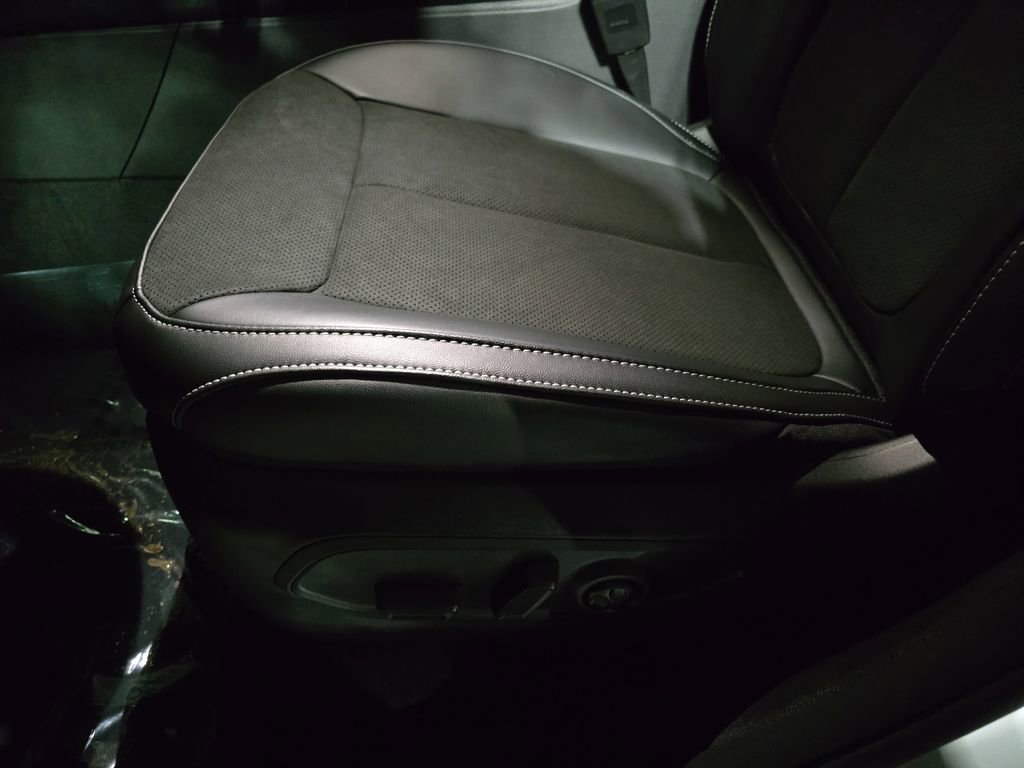 New 2026 Jeep Grand Cherokee Altitude image 27