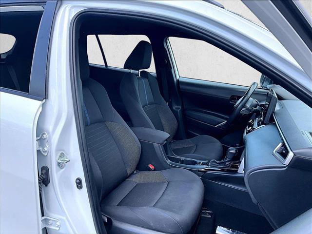 Used 2023 Toyota Corolla Cross SE image 7