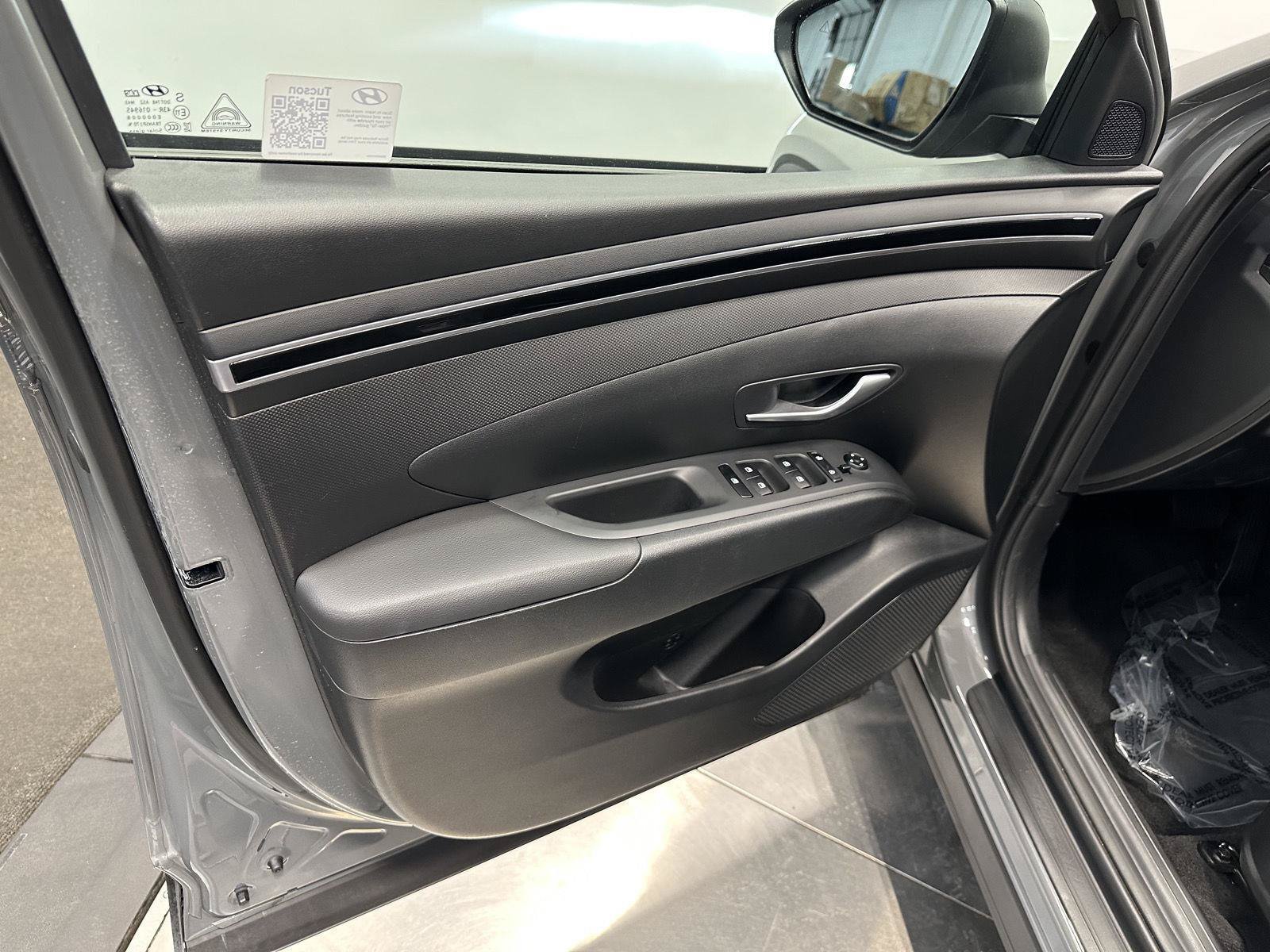 Certified 2024 Hyundai Tucson SEL AWD/4WD image 13