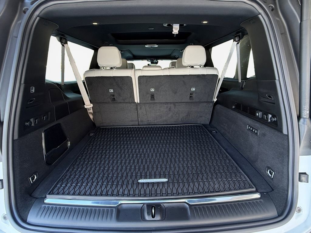 New 2026 Jeep Grand Wagoneer L Summit image 37