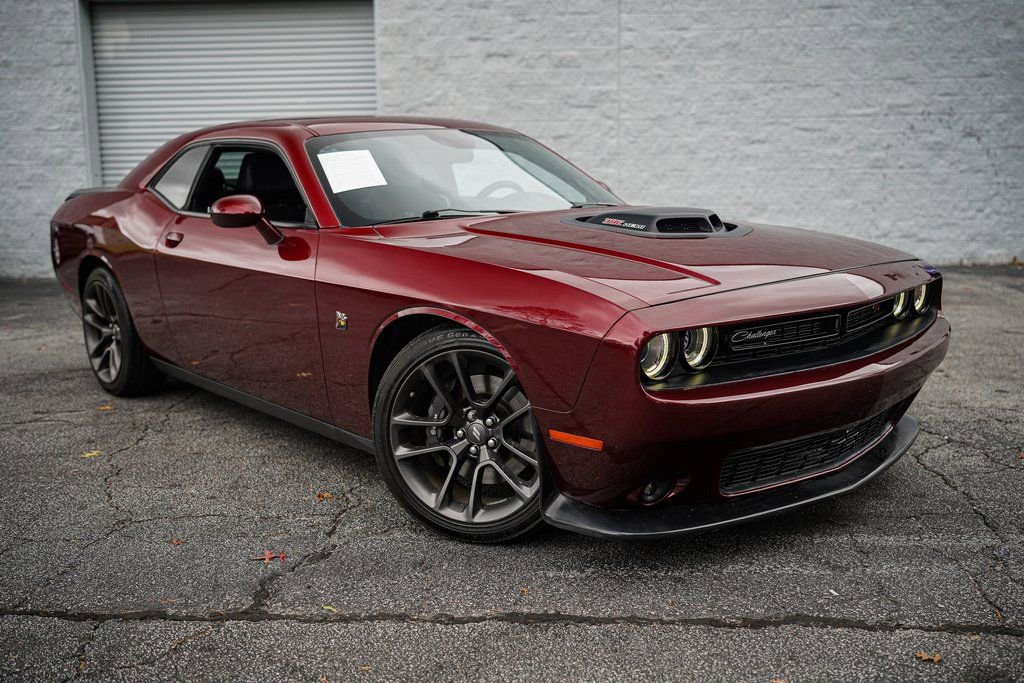 Used 2022 Dodge Challenger R/T Scat Pack w/ Shaker Package image 9