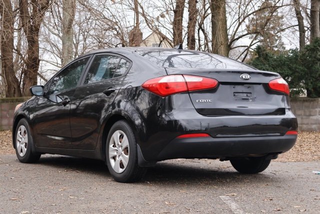 Used 2016 Kia Forte LX image 15