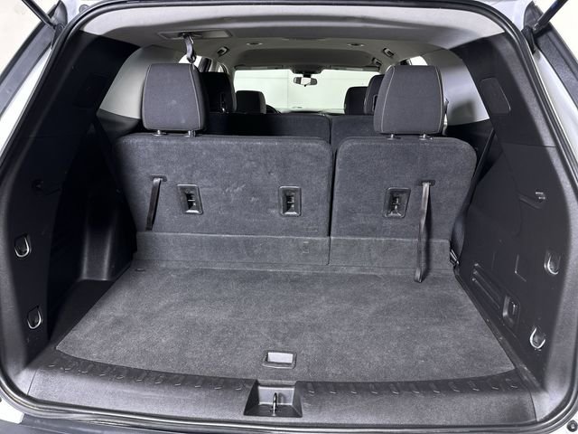 Used 2018 Chevrolet Traverse LS w/ LPO, Cargo Package FWD image 27