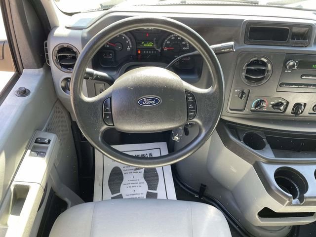 Used 2014 Ford E-250 and Econoline 250 w/ Power Group image 13