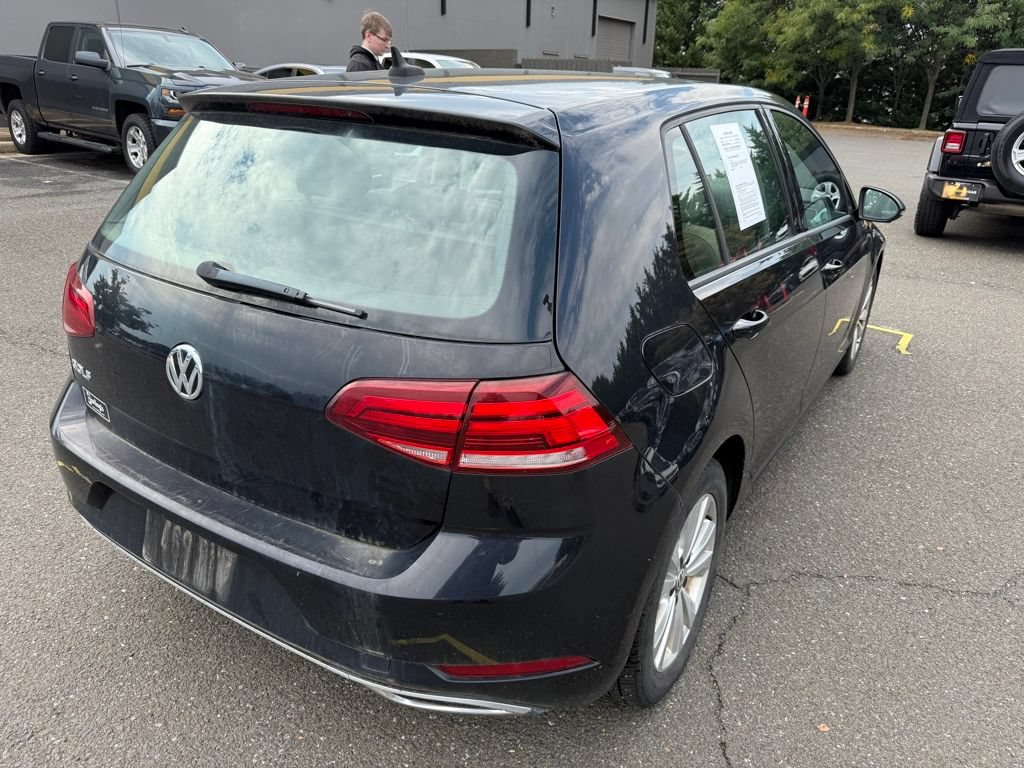 Used 2020 Volkswagen Golf 4-Door FWD image 7