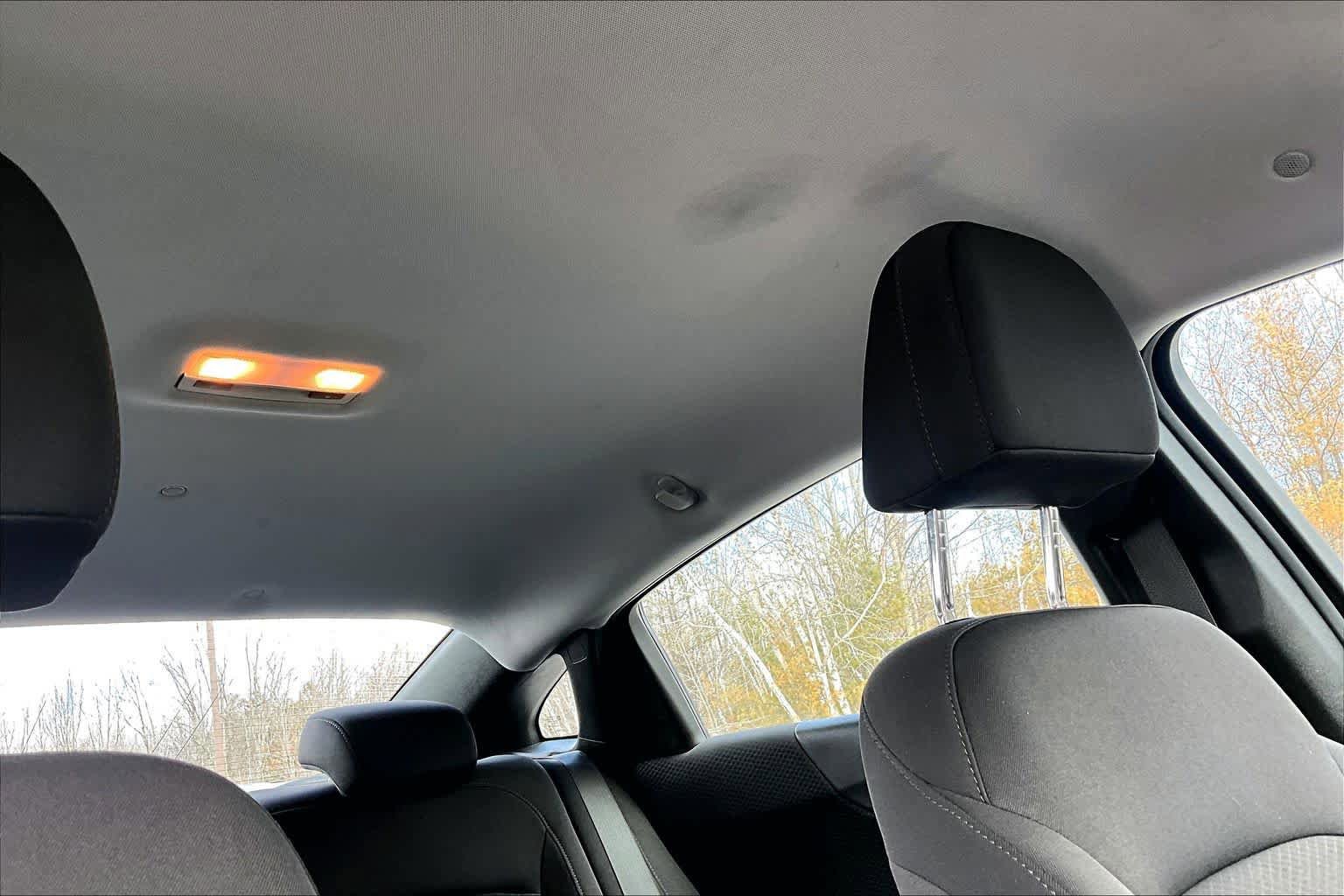 Used 2023 Chevrolet Malibu LT FWD image 14