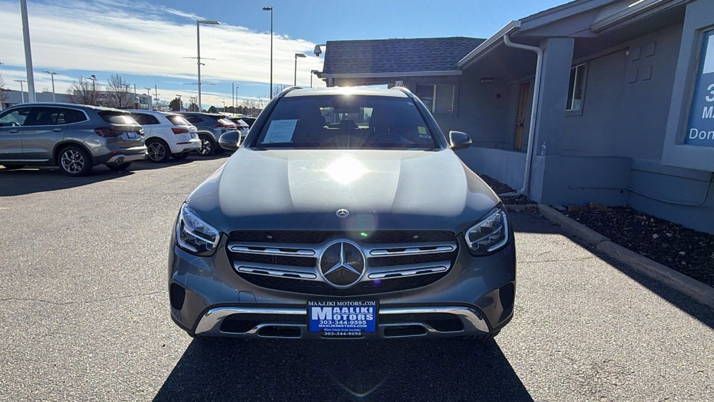 Used 2022 Mercedes-Benz GLC 300 4MATIC image 2