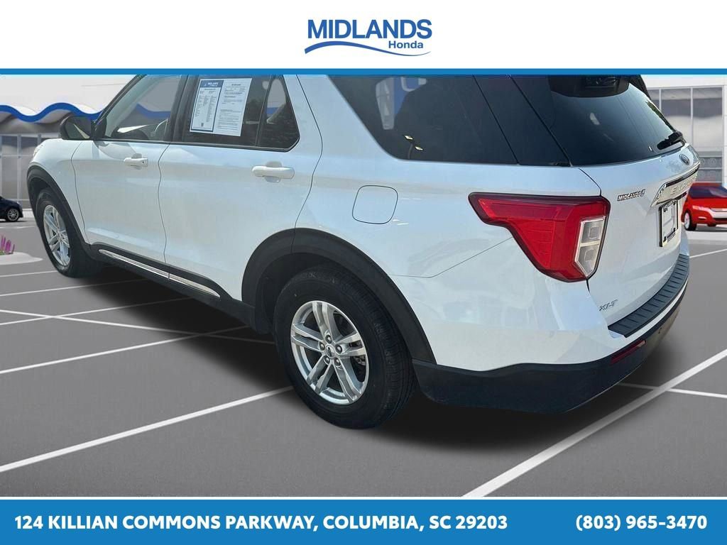 Used 2023 Ford Explorer XLT w/ Equipment Group 202A RWD image 9