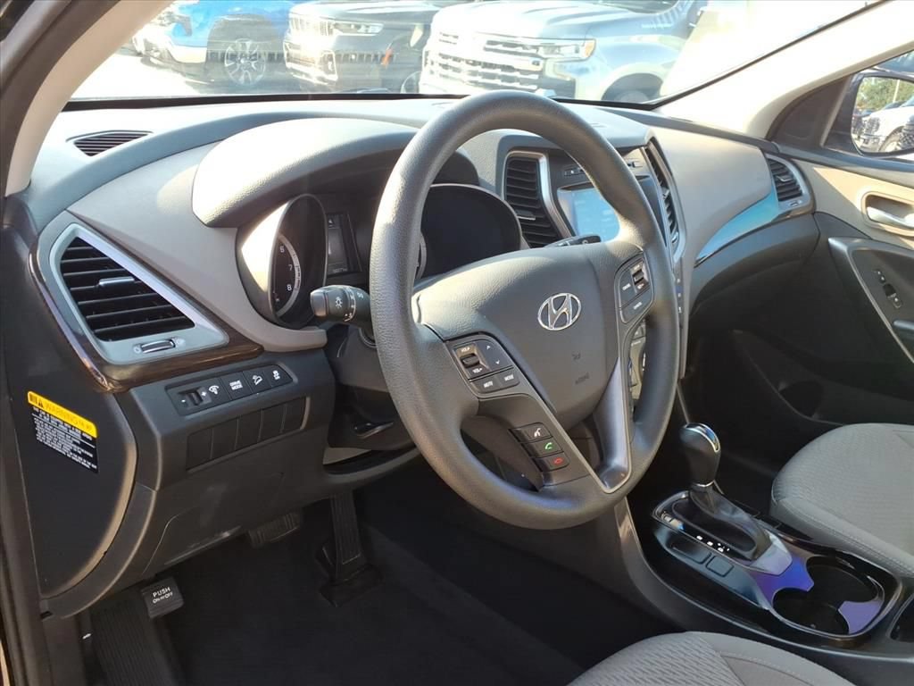 Used 2019 Hyundai Santa Fe XL SE FWD image 18
