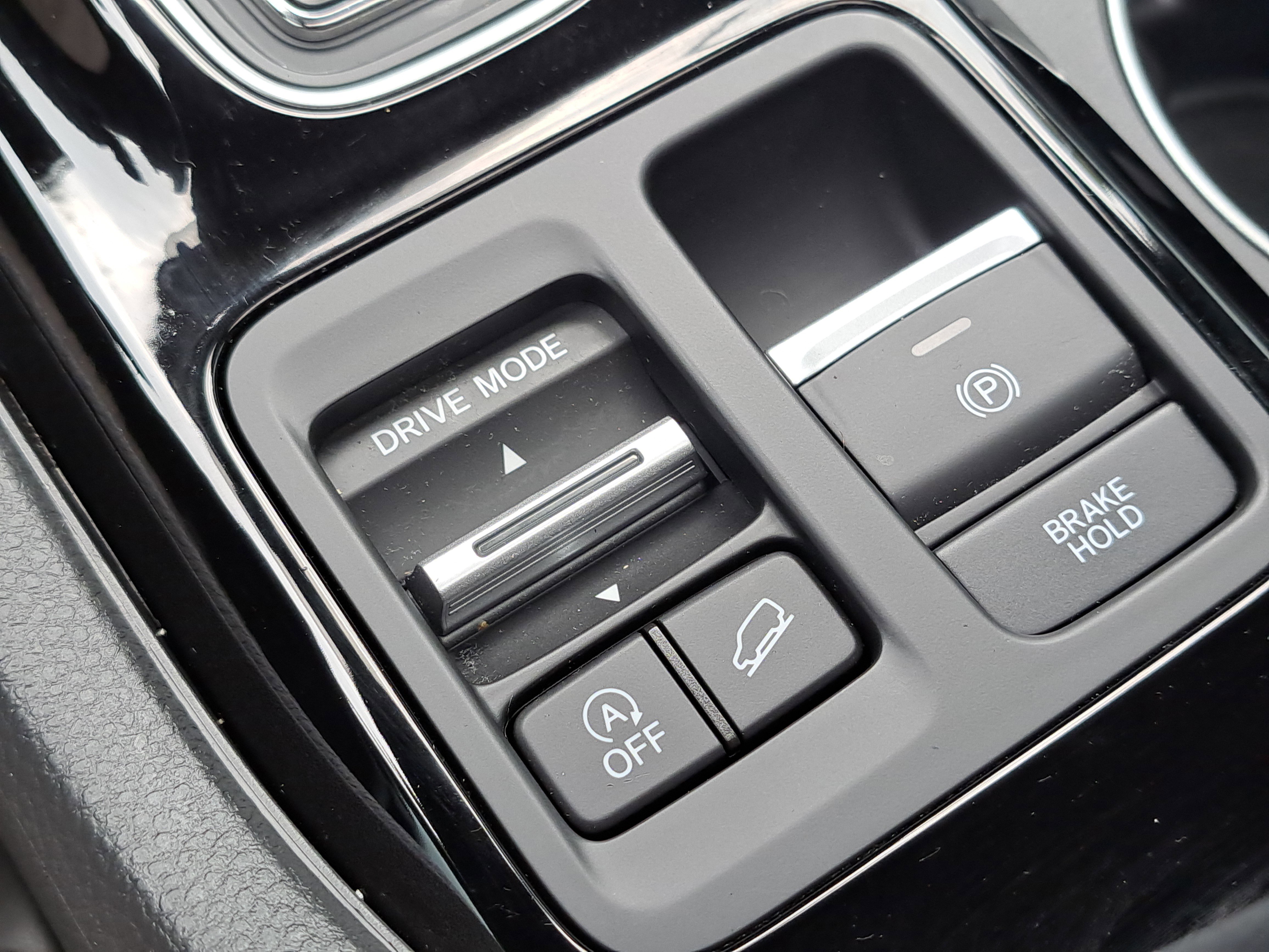 Used 2025 Honda Pilot Black Edition image 24