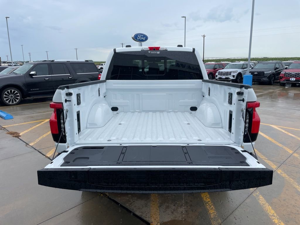 New 2025 Ford F150 Lightning Lariat image 7