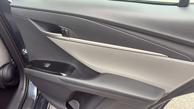 New 2026 Toyota Camry SE image 31