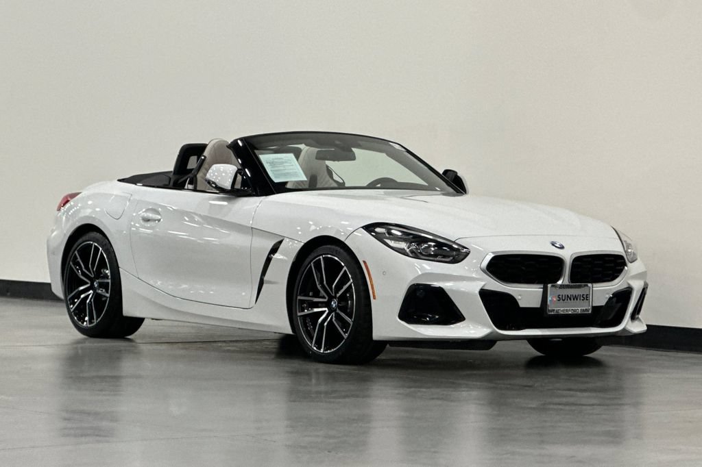Used 2025 BMW Z4 sDrive30i w/ Premium Package RWD image 2