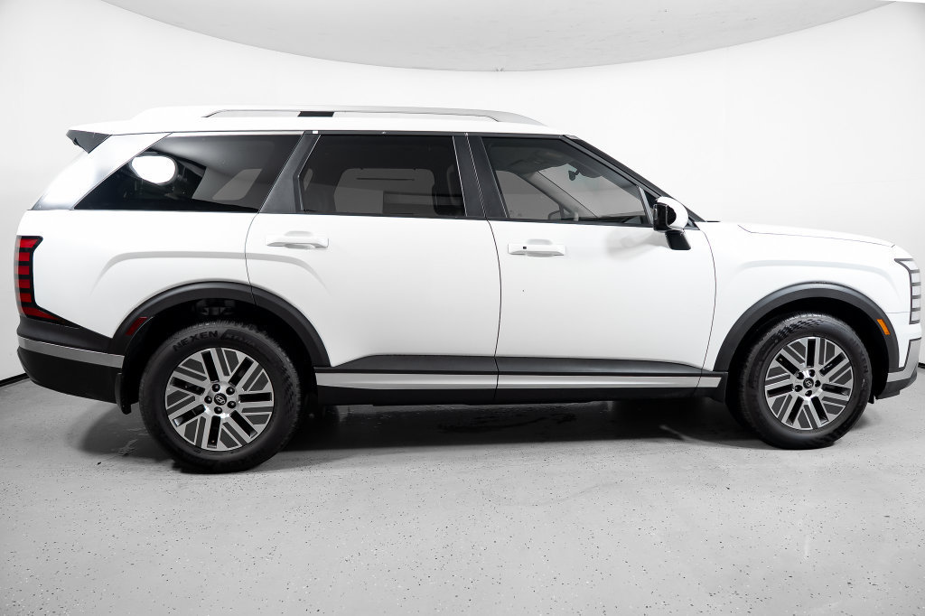 New 2026 Hyundai Palisade FWD Hybrid image 3