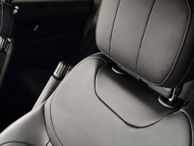 New 2026 Land Rover Range Rover Sport SE image 15