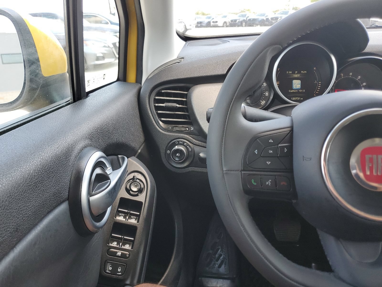 Used 2016 FIAT 500X Trekking FWD image 19