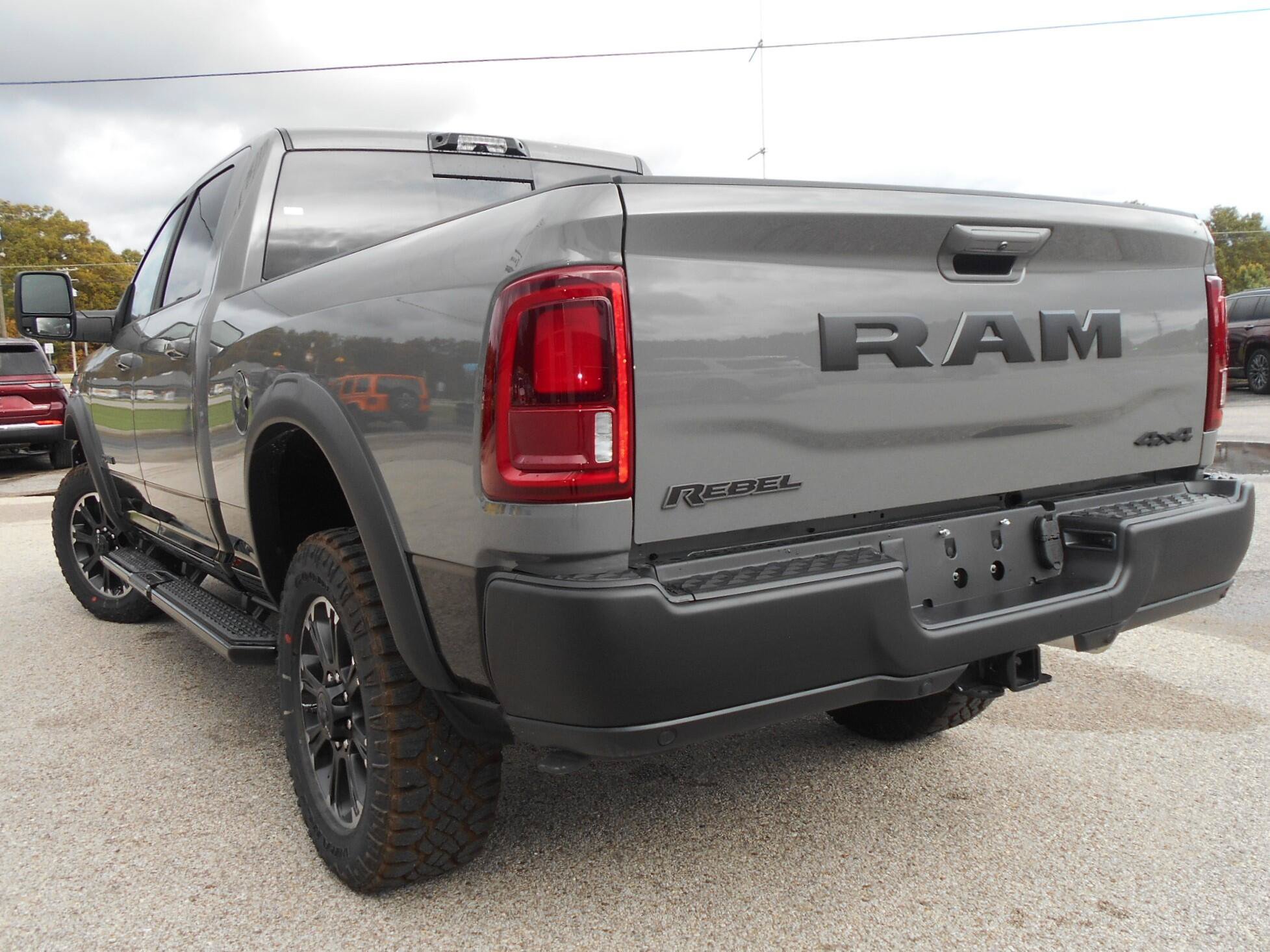 New 2026 RAM 2500 Rebel w/ Rebel Level 1 Equipment Group AWD/4WD image 4