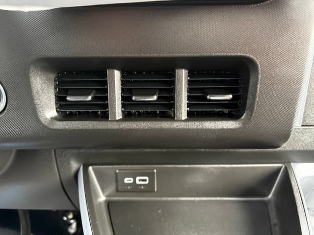 Used 2024 Chevrolet Brightdrop 600 w/ Battery Pack, Max Range AWD/4WD image 19