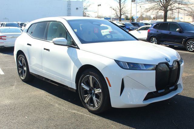 New 2026 BMW iX xDrive45 w/ Premium Package image 1