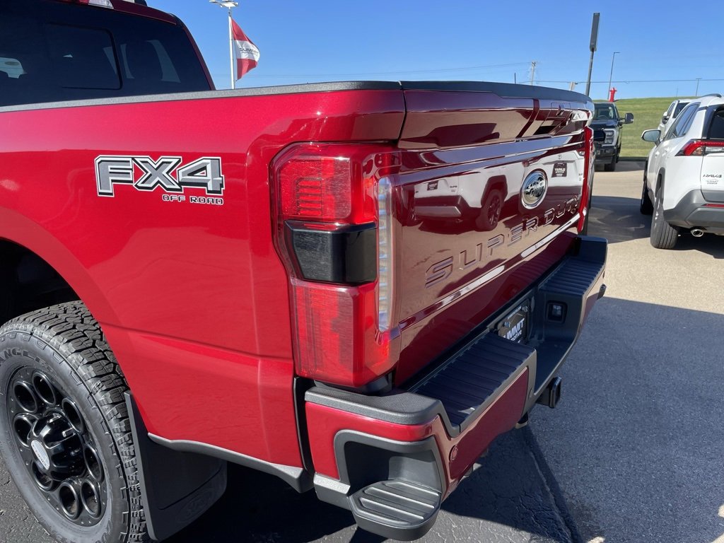 Used 2024 Ford F250 XLT w/ Black Appearance Package image 41