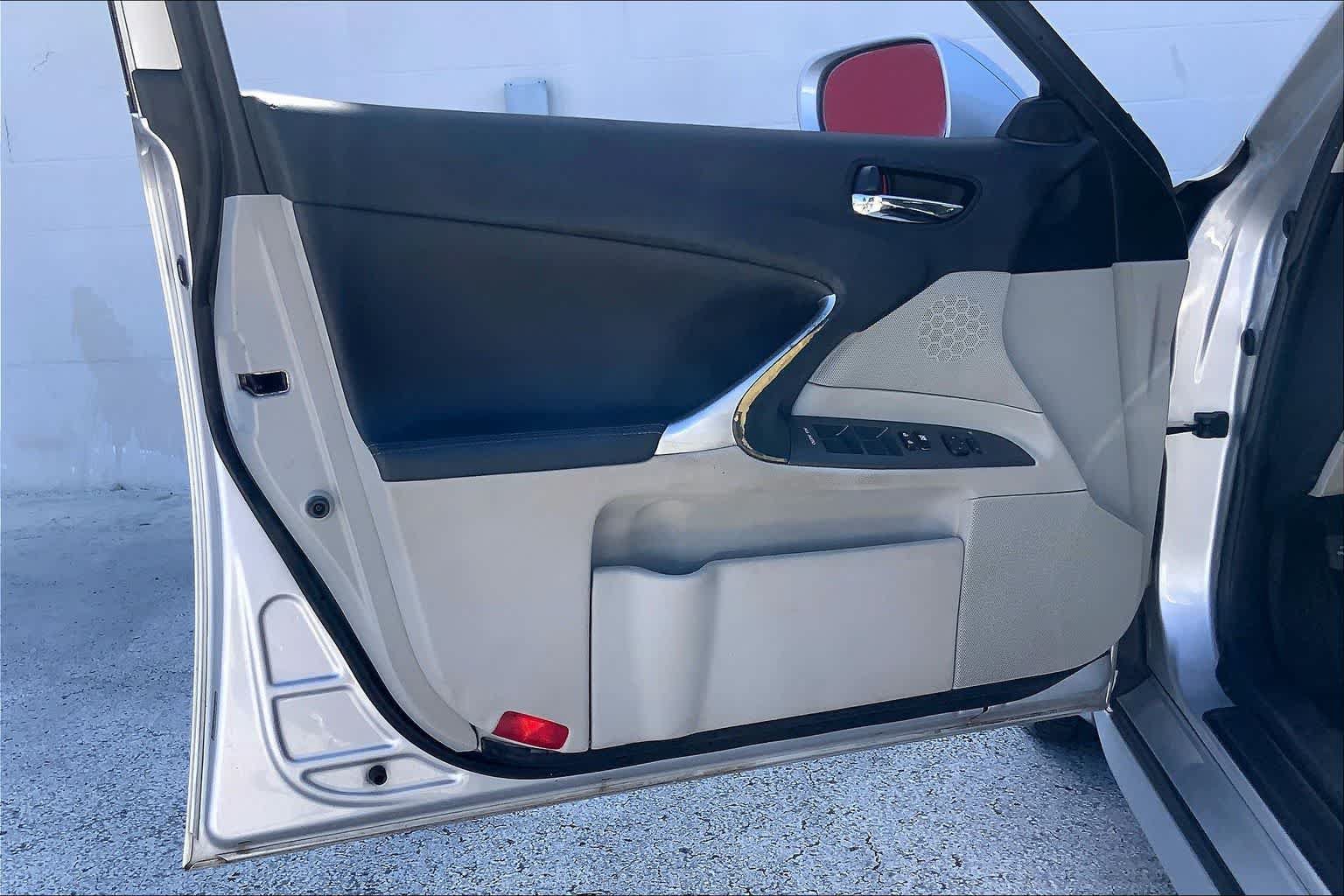 Used 2010 Lexus IS 250 RWD image 26
