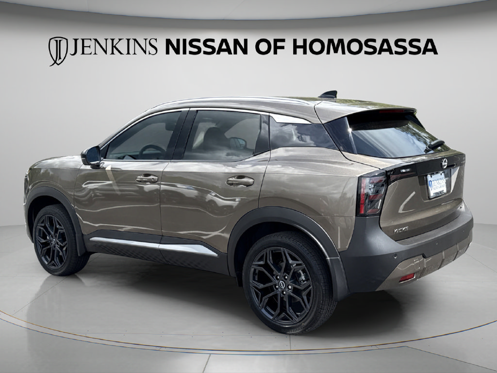 New 2026 Nissan Kicks SR FWD image 7