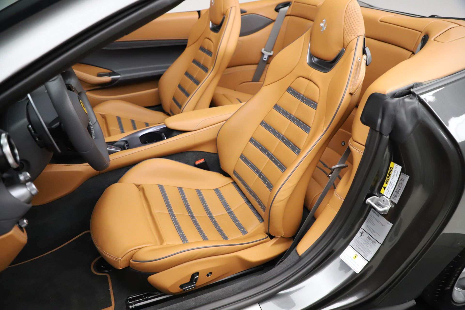 Certified 2020 Ferrari Portofino RWD image 21