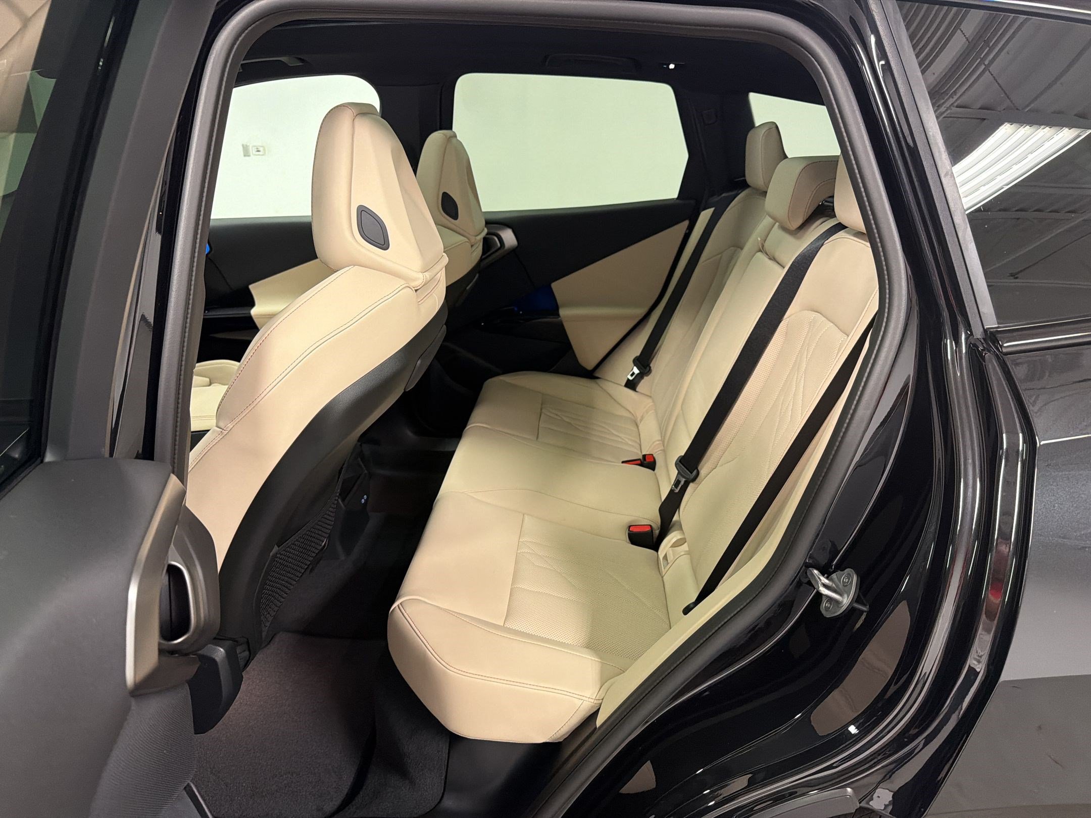 New 2026 BMW X3 xDrive30i w/ M Sport Package AWD/4WD image 23