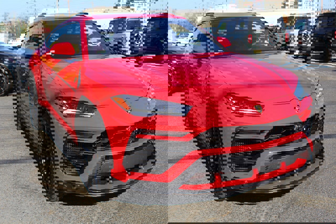 Used 2019 Lamborghini Urus image 6