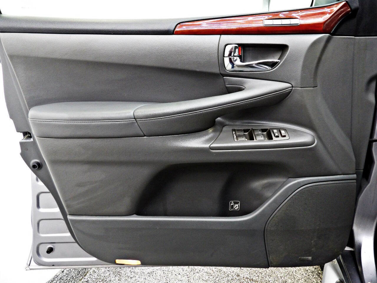 Used 2008 Lexus LX 570 4WD image 7