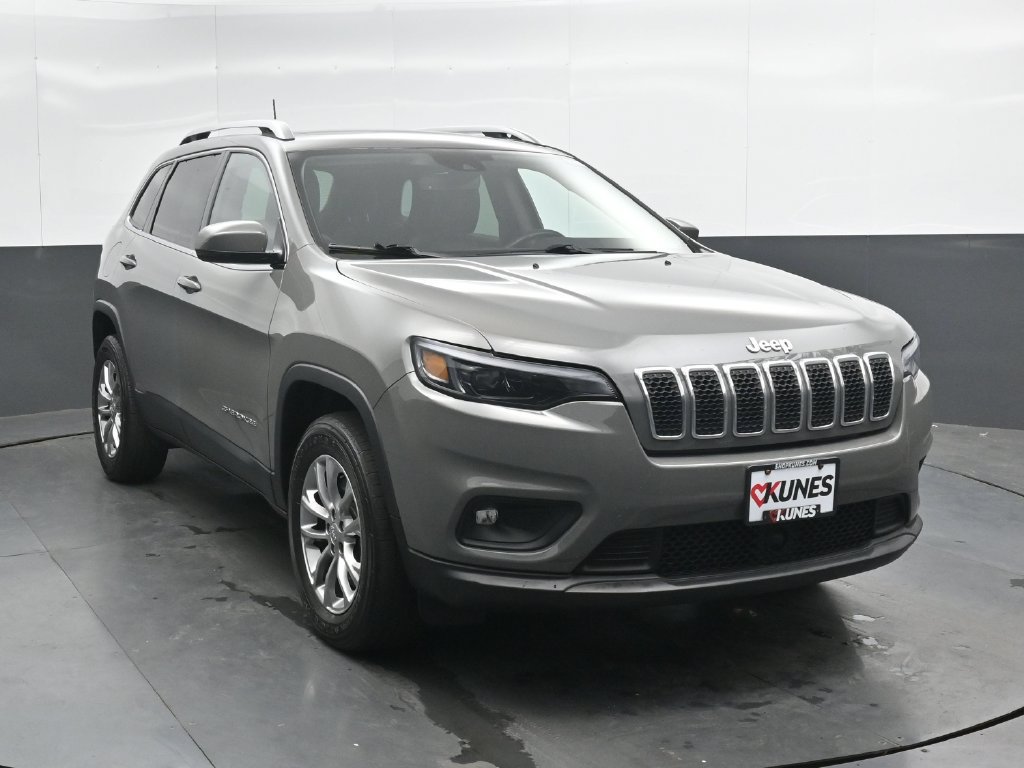 Used 2021 Jeep Cherokee Latitude Lux w/ Sun & Sound Group AWD/4WD image 6