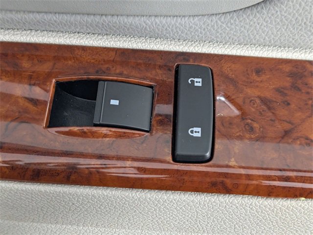 Used 2013 GMC Sierra 2500 SLT w/ SLT Convenience Package image 29