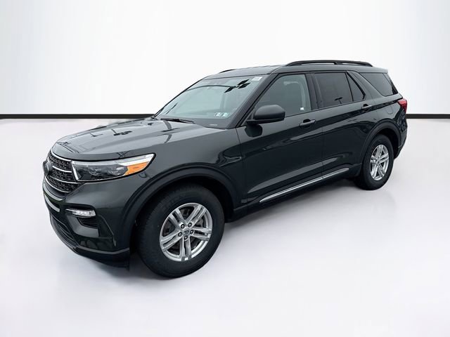 Certified 2023 Ford Explorer XLT w/ Equipment Group 202A image 3