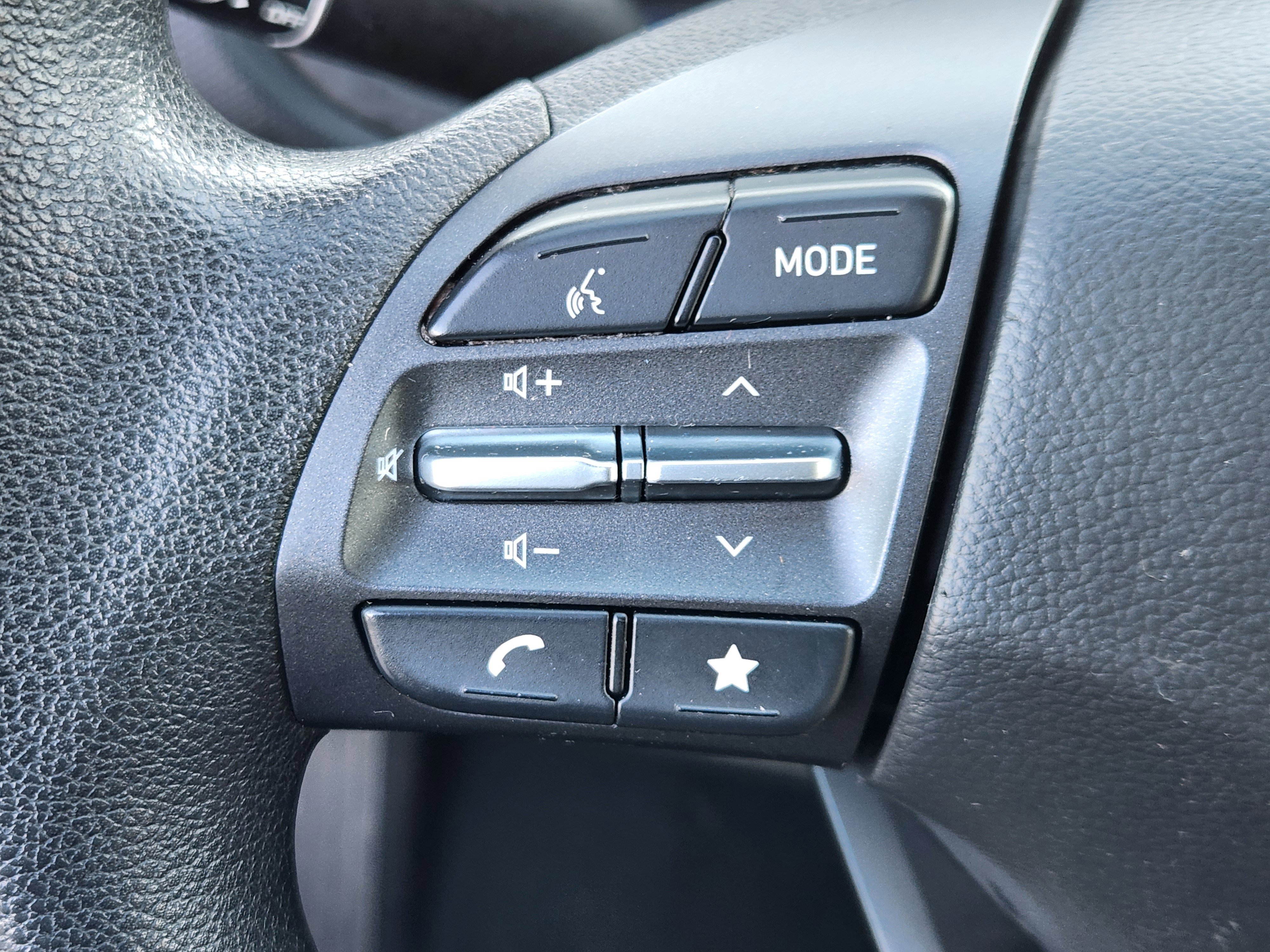 Used 2023 Hyundai Kona SEL image 22