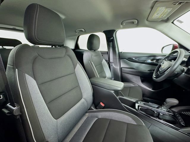 Used 2024 Chevrolet TrailBlazer LT image 25