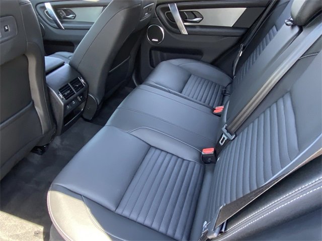 Used 2025 Land Rover Discovery Sport Dynamic SE image 26