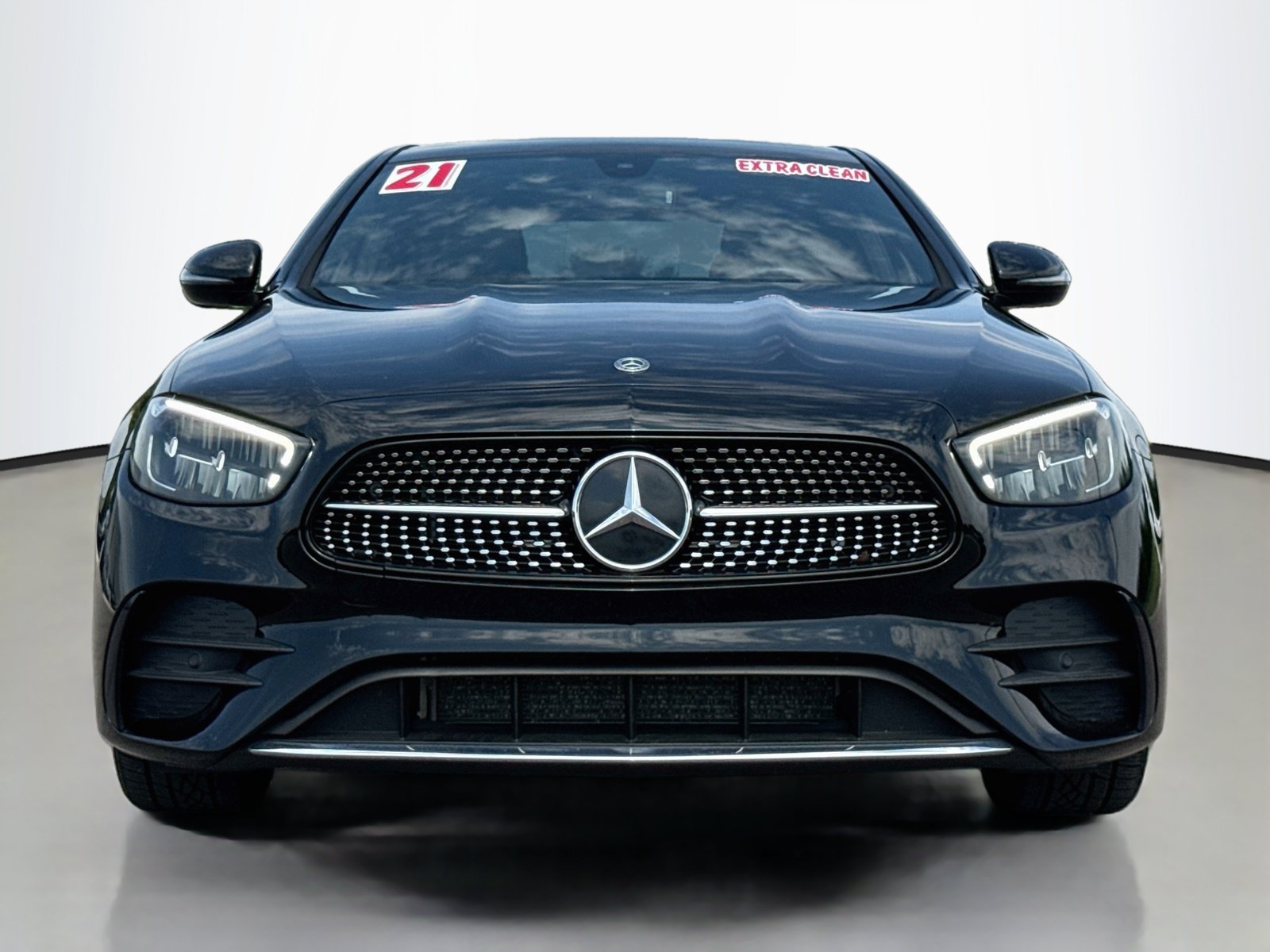Used 2021 Mercedes-Benz E 350 4MATIC Sedan image 2