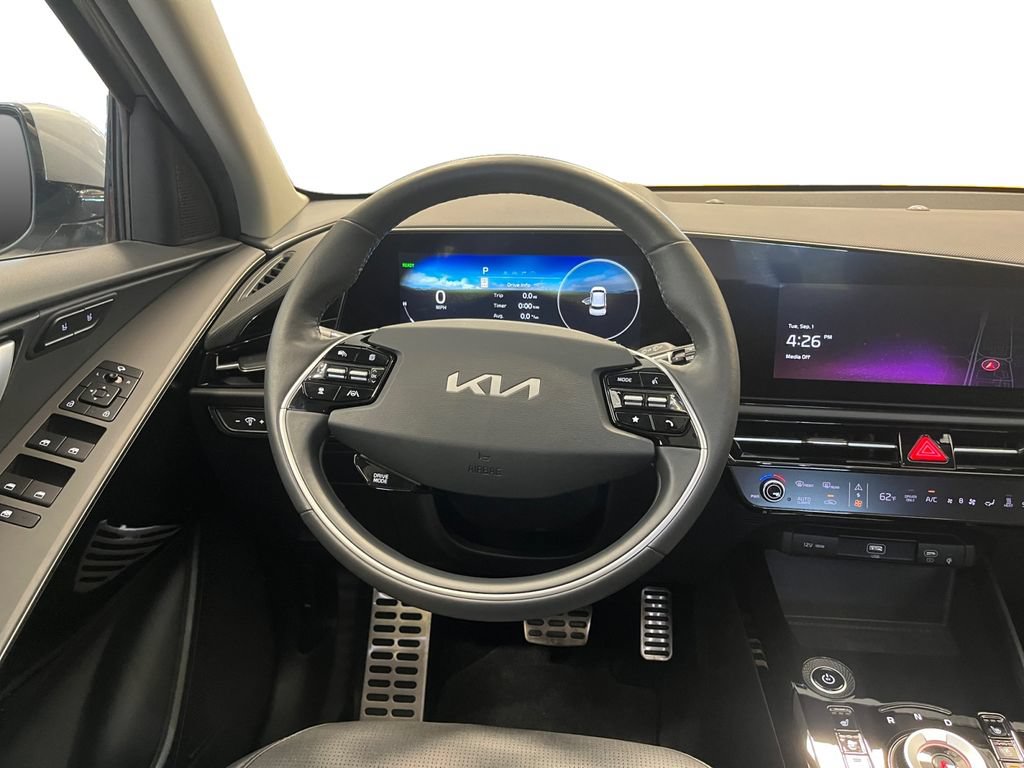 Used 2023 Kia Niro Wave w/ Wave Preserve Package FWD image 12