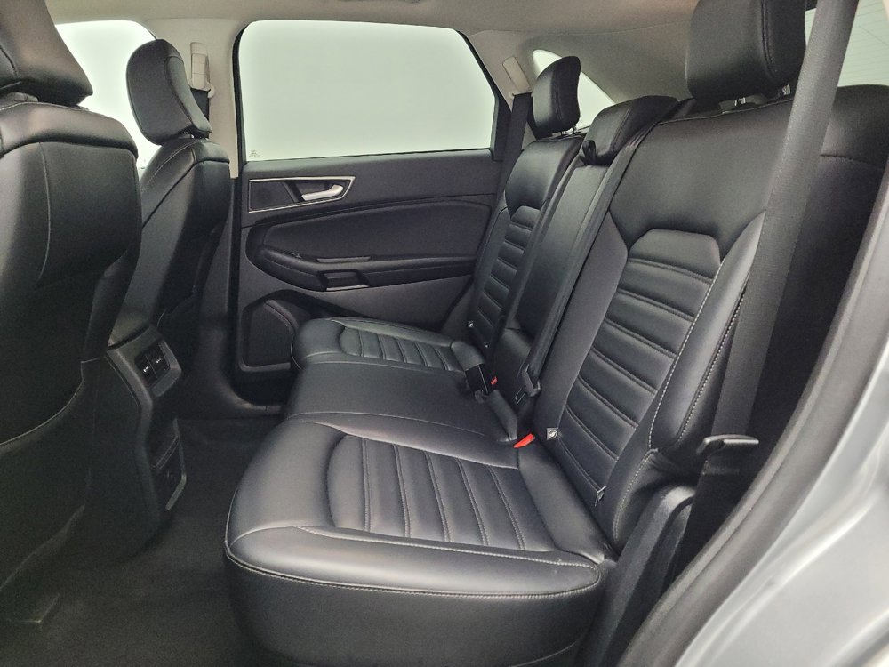 Used 2024 Ford Edge SEL image 18