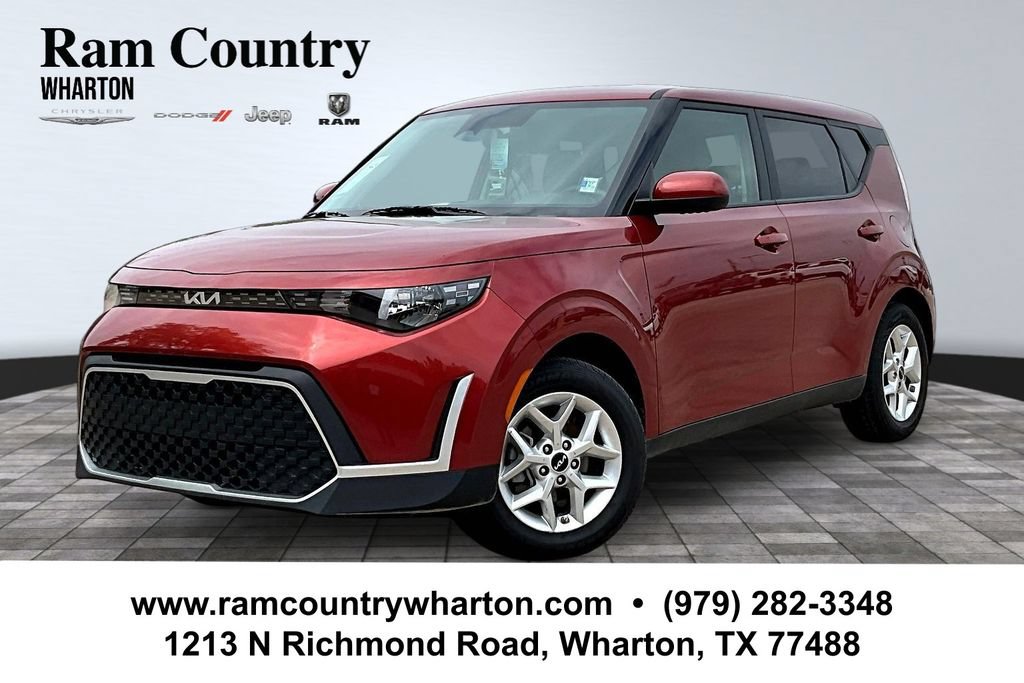 Used 2025 Kia Soul LX w/ LX Technology Package