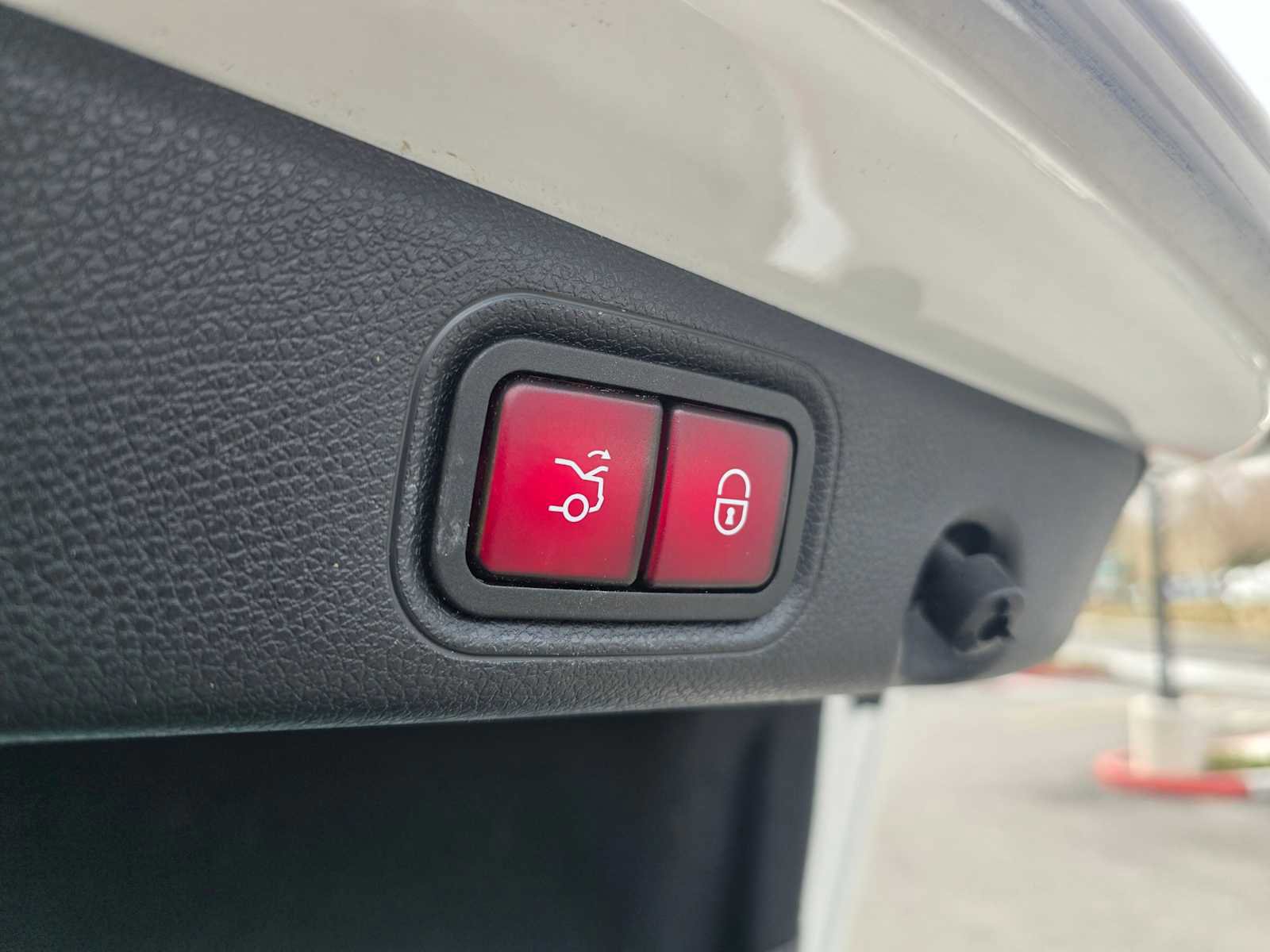 Used 2022 Mercedes-Benz E 350 Sedan image 18