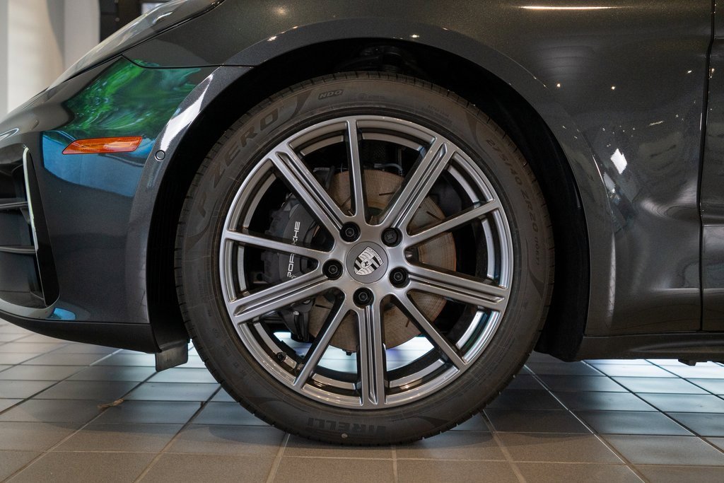 New 2025 Porsche Panamera 4 image 11