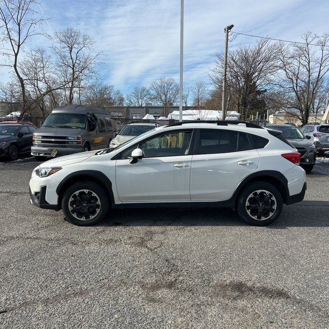 Used 2023 Subaru Crosstrek 2.0i Premium image 12