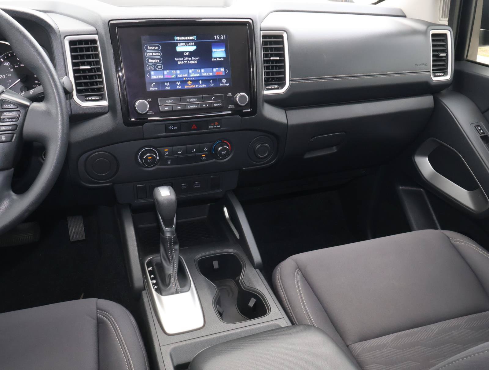 Used 2024 Nissan Frontier SV w/ Technology Package RWD image 12