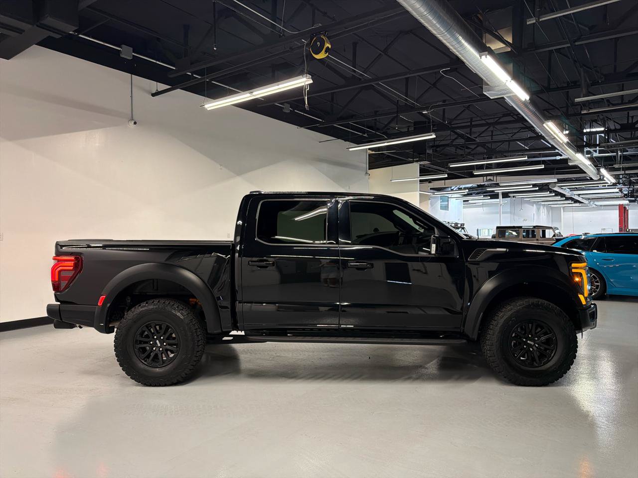 Used 2024 Ford F150 Raptor AWD/4WD image 11
