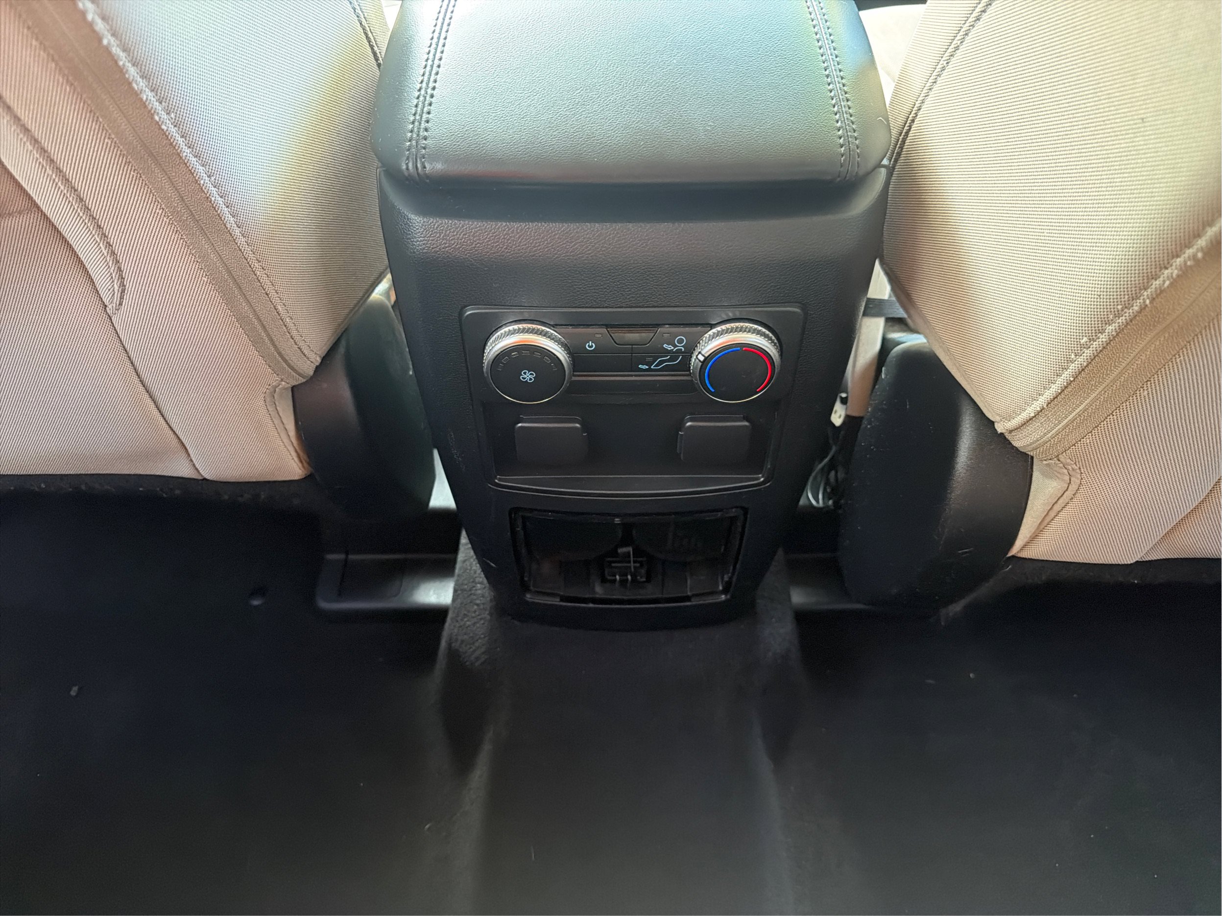 Used 2021 Ford Explorer 4WD image 22