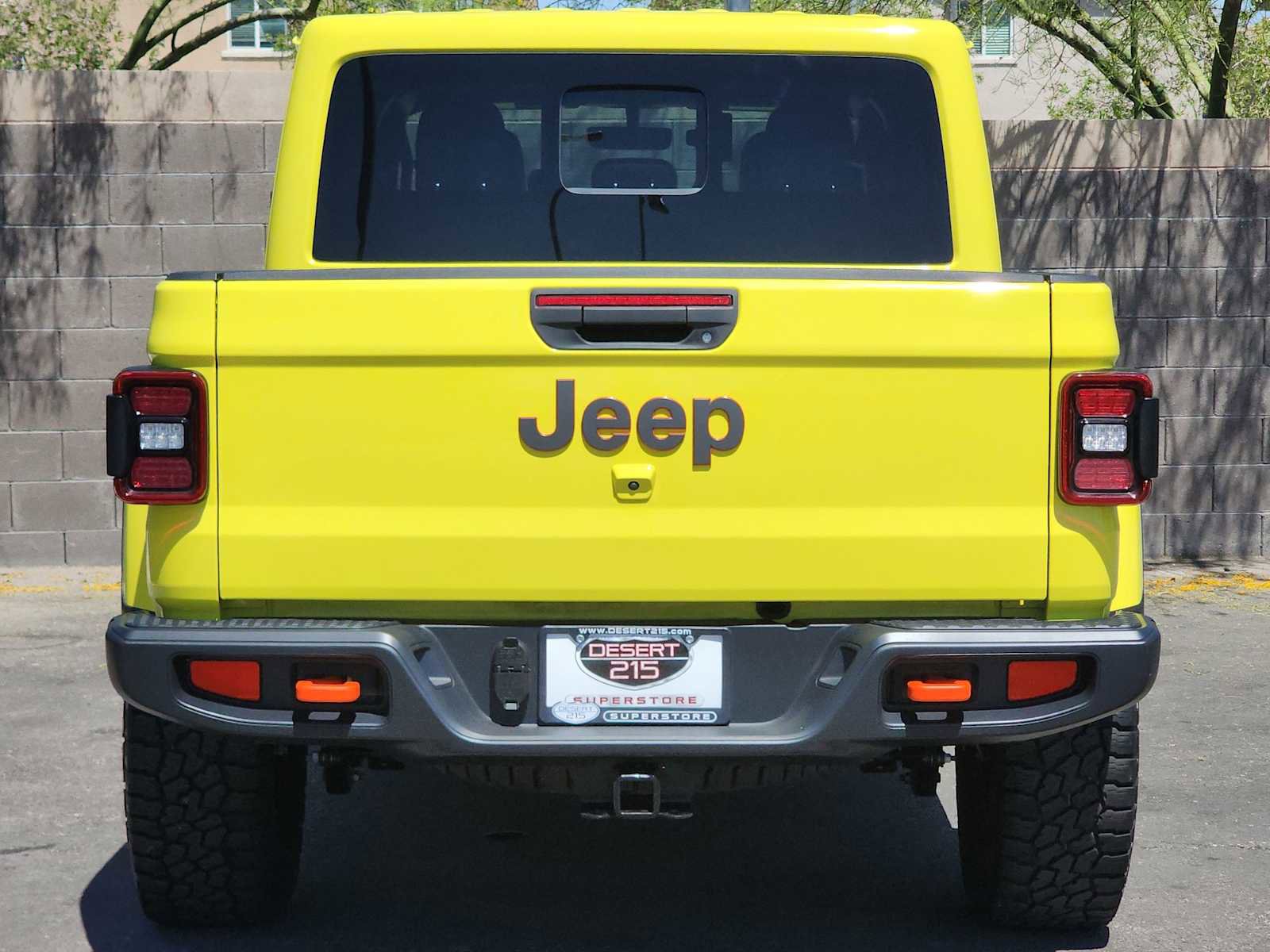 Used 2023 Jeep Gladiator Mojave w/ LED Lighting Group AWD/4WD image 8