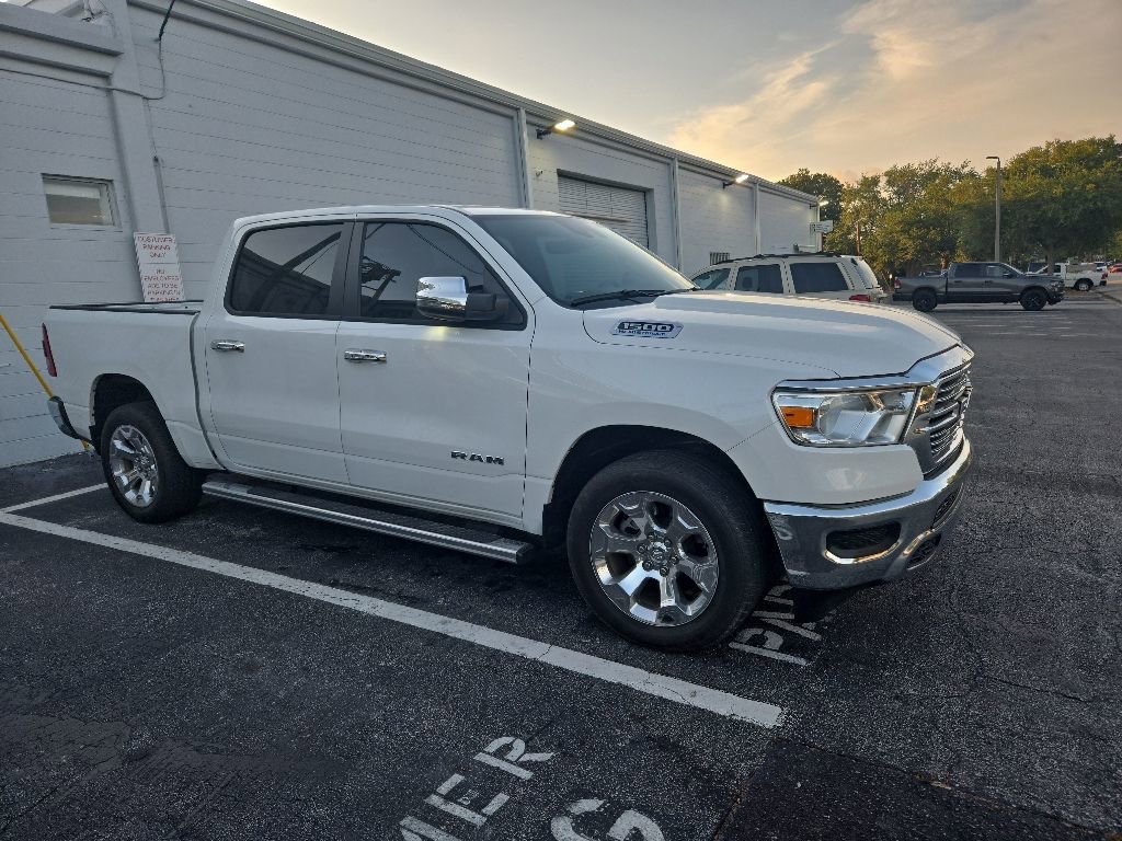 Used 2024 RAM 1500 Laramie AWD/4WD image 5